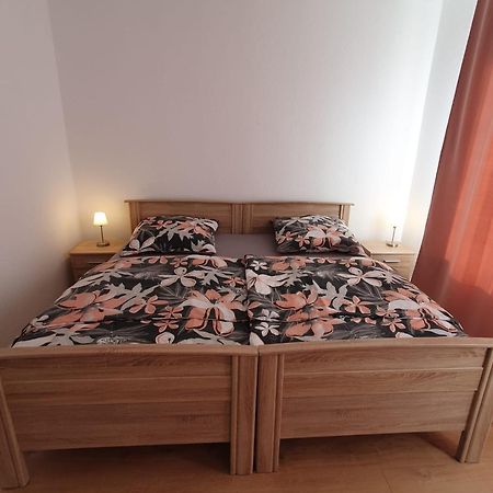Charmante Ferienwohnung Im Herzen Von Luebeck Экстерьер фото
